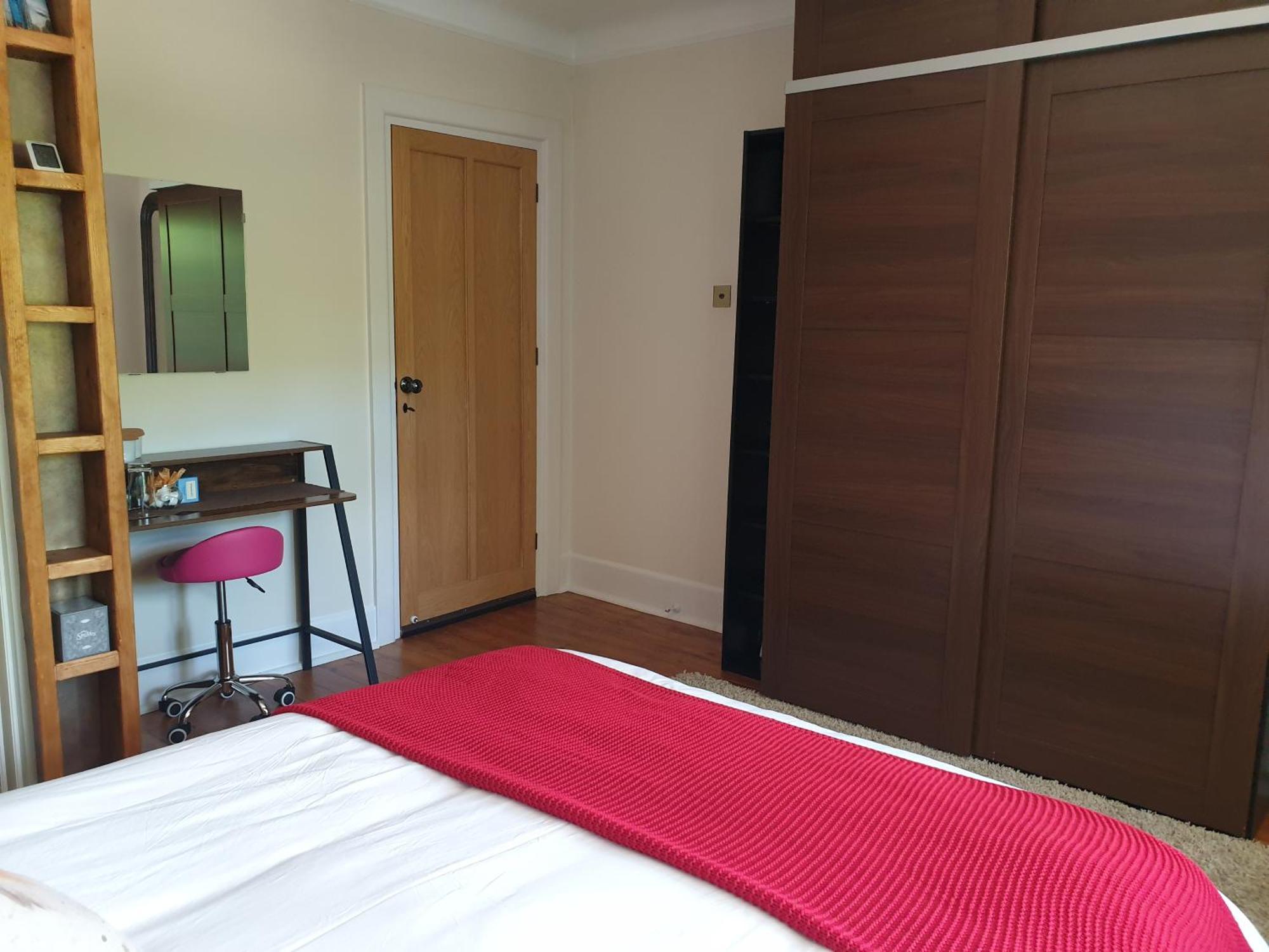 Little Robin Gate - Free Parking - Central - 10 Min Walk To Train Station Bournemouth Bagian luar foto