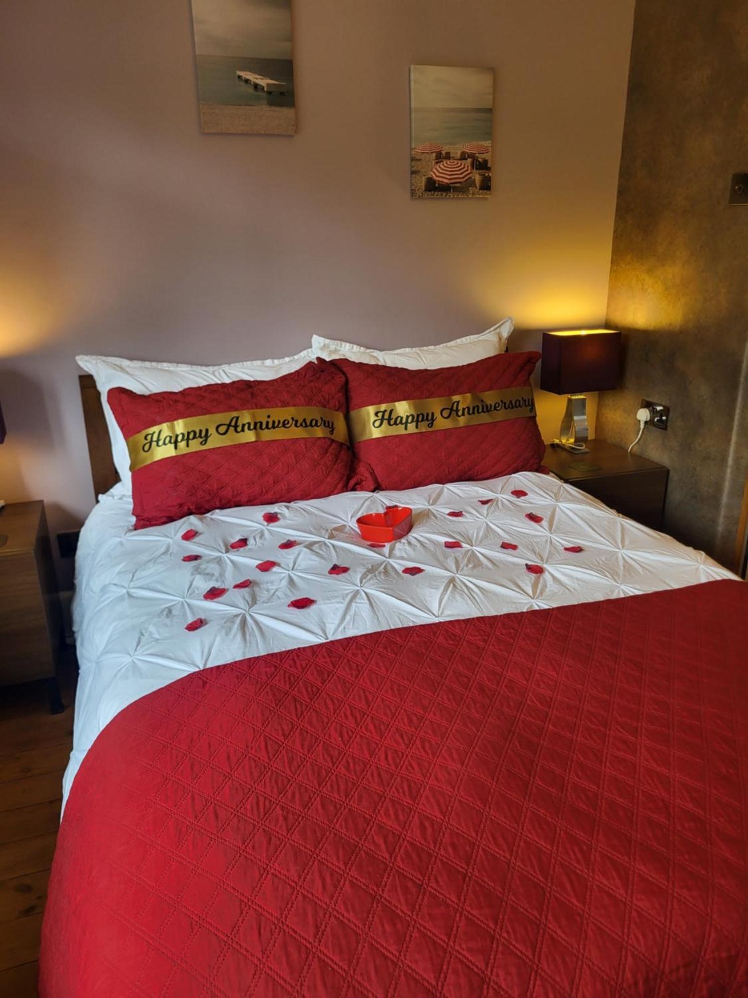 Little Robin Gate - Free Parking - Central - 10 Min Walk To Train Station Bournemouth Bagian luar foto